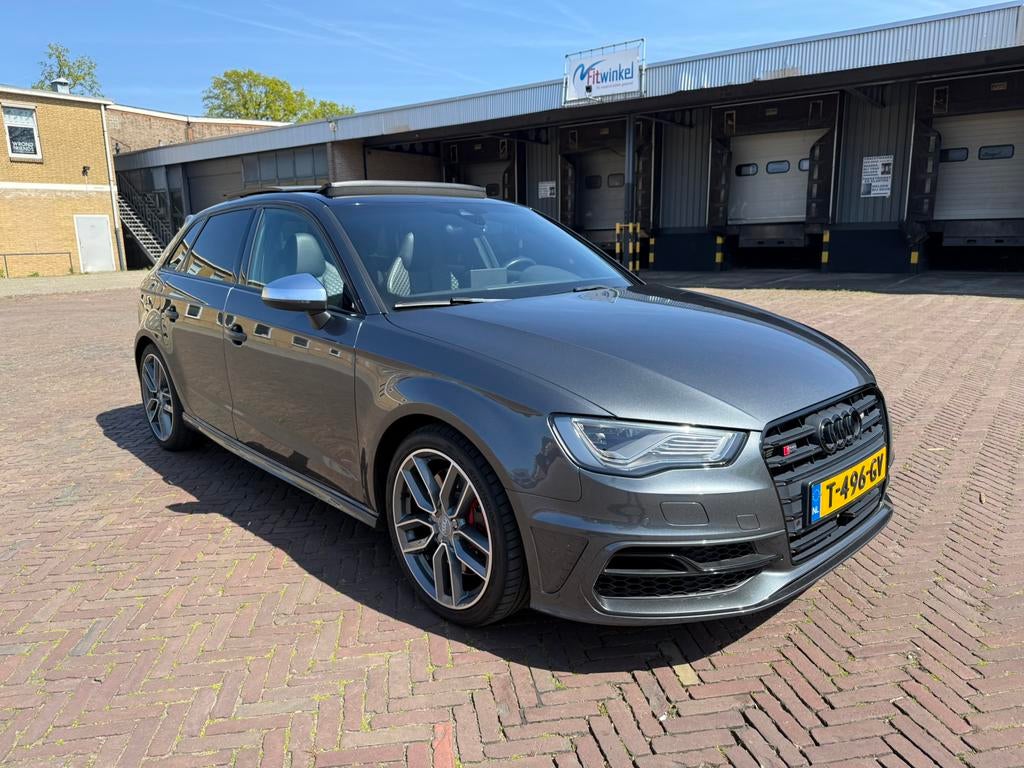 Audi S3 2.0 Tfsi Sportback Quattro 2015 Daytona Gray, Auto's, Audi, Automaat, S3, 4 cilinders, 1984 cc