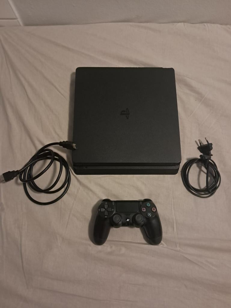 PS4 Slim met 1 controller en kabels - Zo goed als nieuw, Spelcomputers en Games, Spelcomputers | Sony PlayStation 4, Ophalen of Verzenden