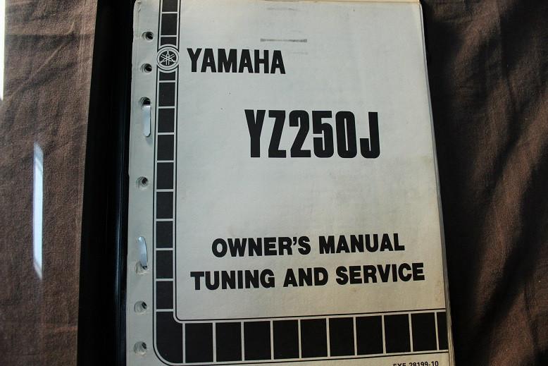 Yamaha YZ250 J 1981 motorcycle owner's service manual YZ 250, Ophalen of Verzenden, Yamaha