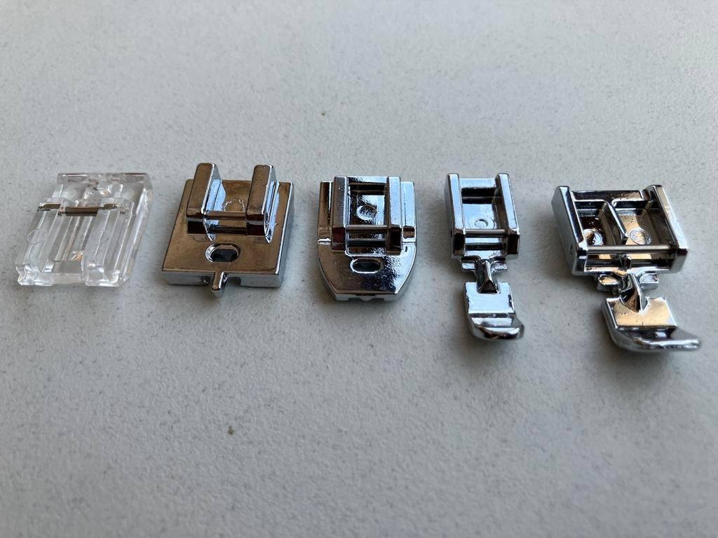 Ritsvoetjes naaimachine 5 stuks., Ophalen of Verzenden, Zo goed als nieuw, Naaimachine, Overige merken