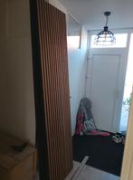 2x Wandpanelen walnoot 244x60 cm - Houten lattenwand, Ophalen of Verzenden