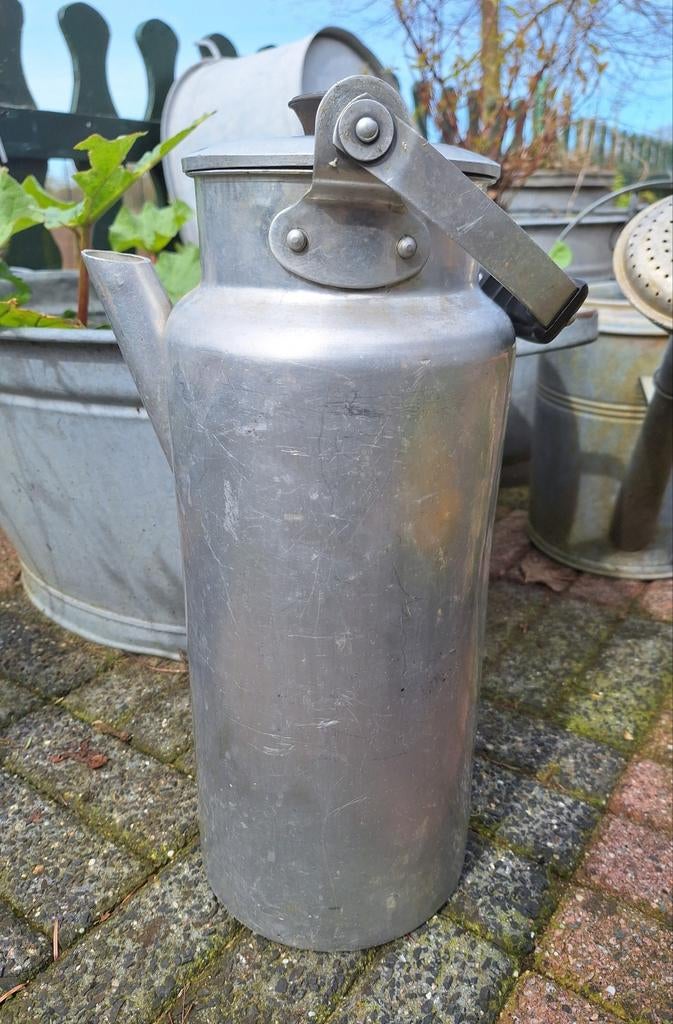 The Caracan waterkan, Antiek en Kunst, Ophalen of Verzenden