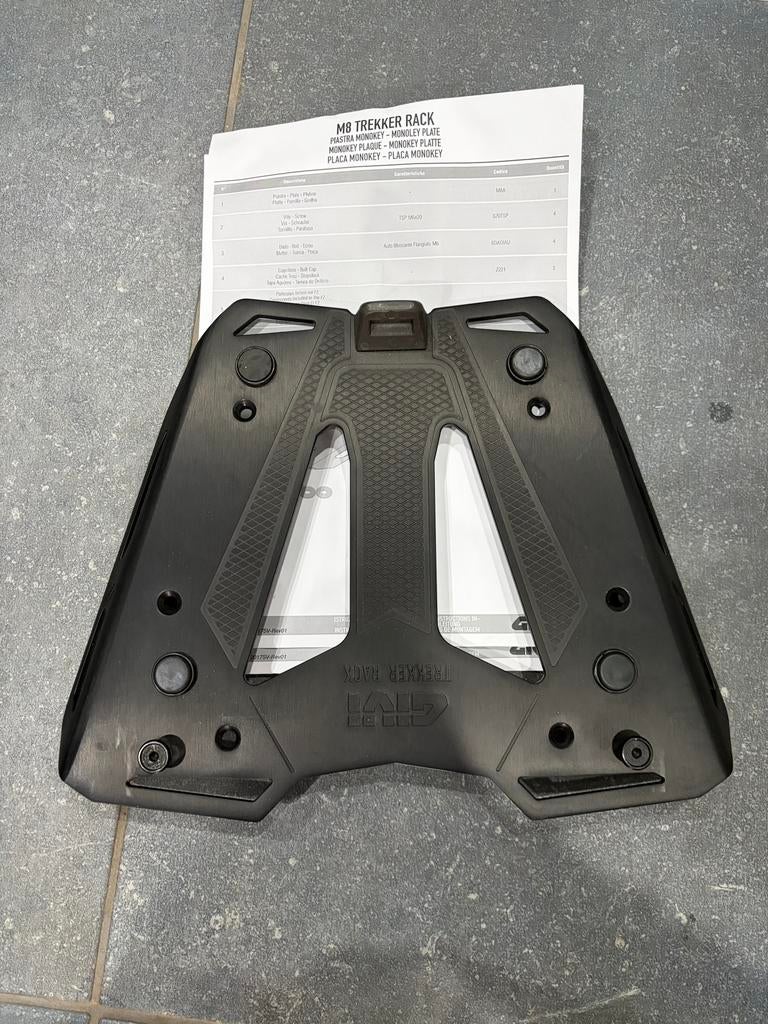 Givi M8 Trekker rack Monokey, Motoren, Ophalen, Gebruikt