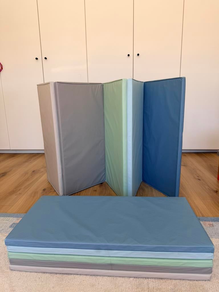 2 x PLUFSIG Gymnastiekmat, opvouwbaar, blauw, 78x185 cm, Ophalen, Gebruikt