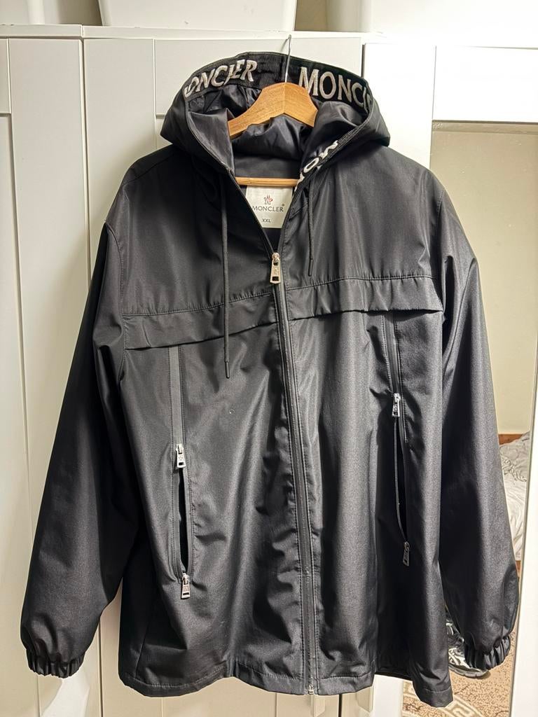 Moncler Zomerjas, Ophalen of Verzenden, Zo goed als nieuw, Zwart