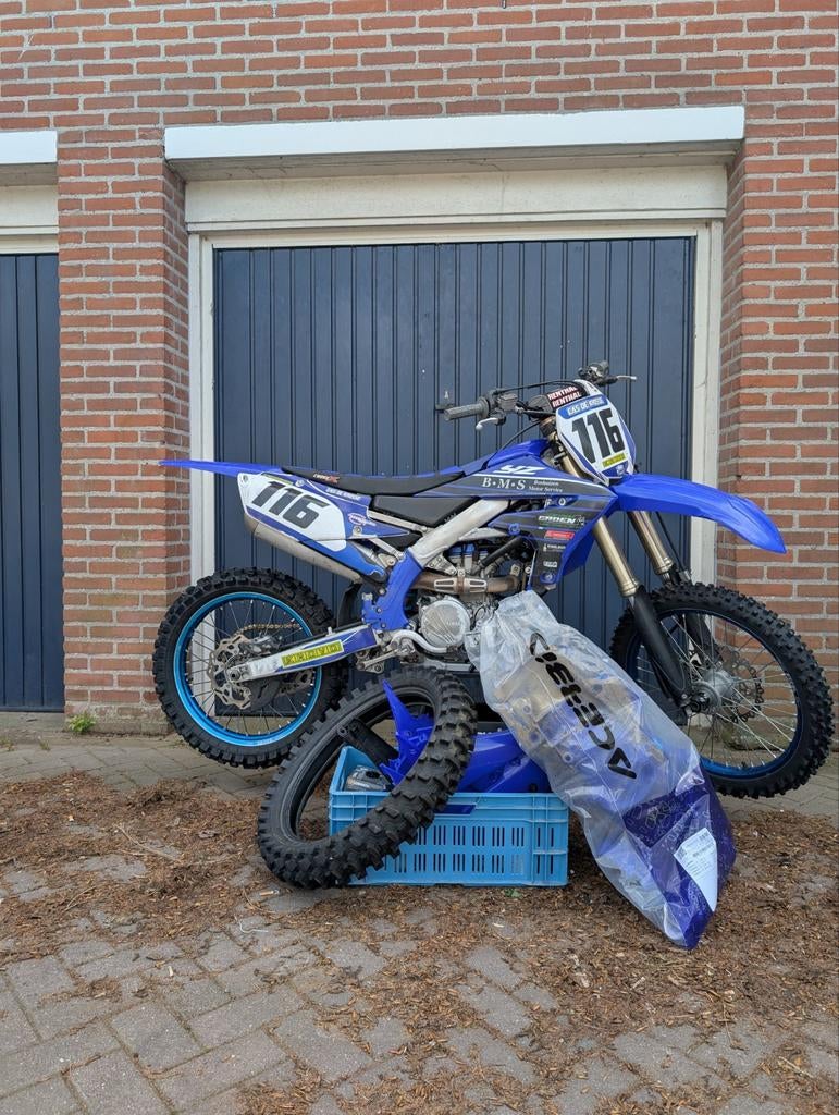 Yamaha YZ250F (2020) - 85 uur - Inclusief extra's, Motoren, 250 cc, Particulier, Crossmotor, Handgeschakeld