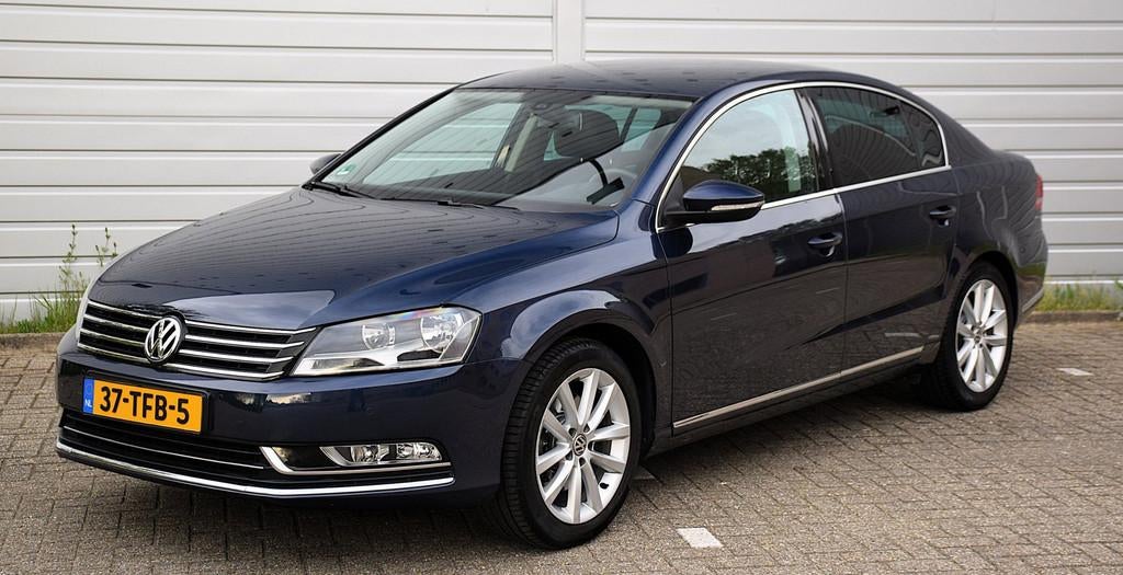 Volkswagen Passat 1.4 TSI Highline BlueMotion*2e eig*Automaa, Auto's, Gebruikt, 4 cilinders, Blauw, 122 pk