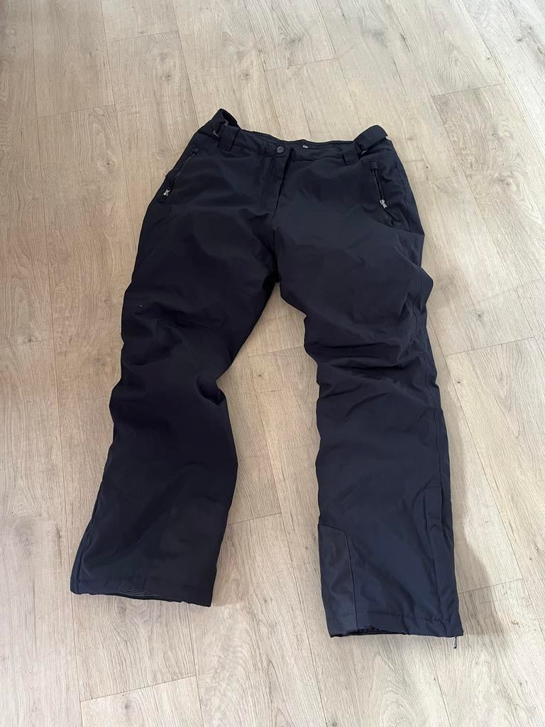 Skibroek (L), skibril, helm en sneeuwkettingen, Kleding | Dames, Wintersportkleding, Ophalen of Verzenden, Gedragen, Maat 42/44 (L)