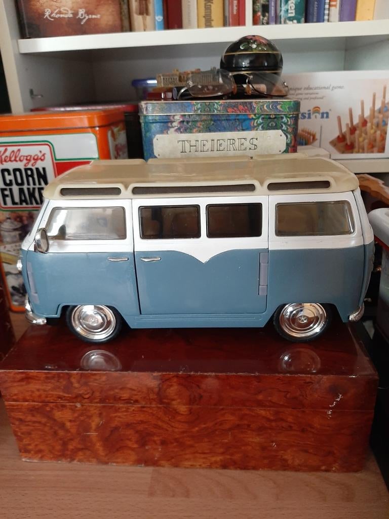 Vintage VW T1 Camper Bus Model - Gedetailleerd, Ophalen of Verzenden, Zo goed als nieuw, Overige typen