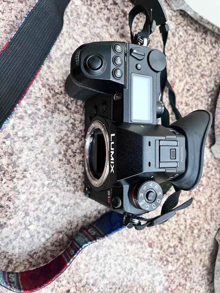 Panasonic Lumix 47 mp, S1R, Ophalen of Verzenden, Zo goed als nieuw, Overige Merken, Geen optische zoom