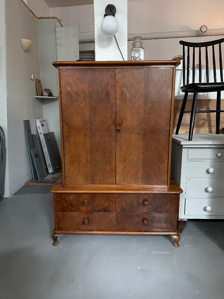 SALE: vintage kast Frankrijk, antieke buffetkast walnoothout, Huis en Inrichting, Kasten | Buffetkasten, Ophalen, Gebruikt, 100 tot 150 cm