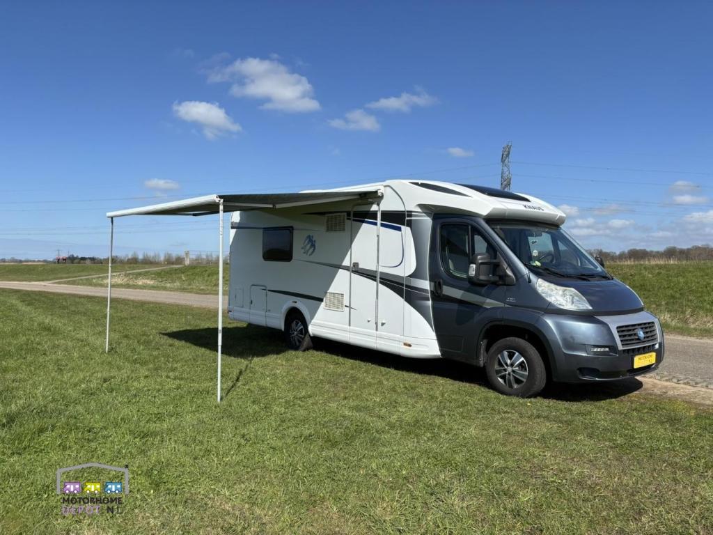 Knaus Sky TI 700 MEB | 2015 | Lengte bedden | 2x Airco, Caravans en Kamperen, Campers, Niet ingevuld, Ringverwarming, Fiat, Startonderbreker