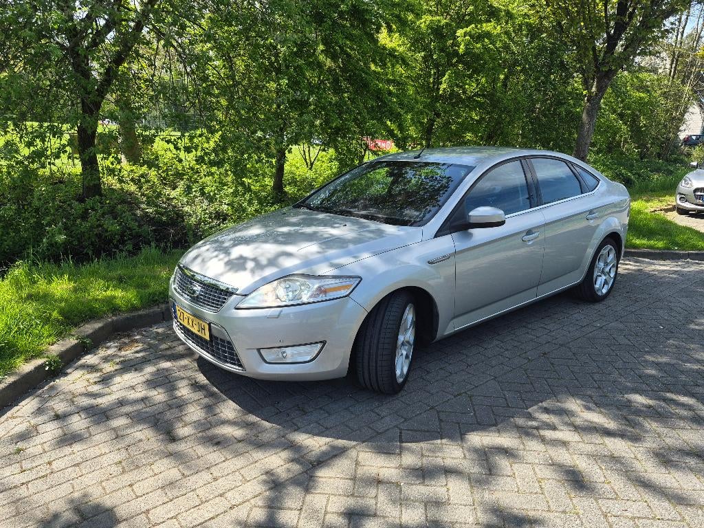 Ford Mondeo 2.0 16V 107KW 5D 2007 Grijs, Auto's, Ford, 145 pk, Zwart, 4 cilinders, Alcantara