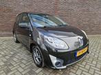 Renault Twingo 1.2-16V Authentique airco LM velgen APK 2027, Auto's, Renault, 839 kg, Gebruikt, 4 cilinders, 4 stoelen