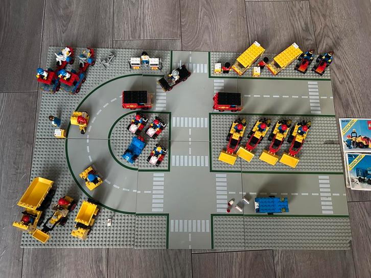 Grote Partij Lego Town voertuigen en grondplaten, Kinderen en Baby's, Speelgoed | Duplo en Lego, Gebruikt, Lego, Losse stenen