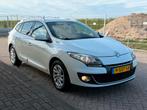 Renault Megane 1.5 dCi Bose BJ 12-2013 Navigatie LED Pdc Air, Voorwielaandrijving, Stof, Gebruikt, 4 cilinders