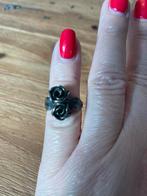 Set van 2 paar oorbellen en 1 ring, Overige materialen, Zwart, Ophalen of Verzenden, Met edelsteen