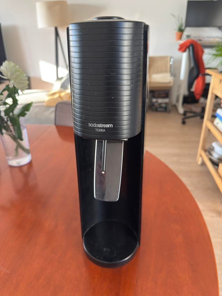 SodaStream Terra, black, Witgoed en Apparatuur, Ophalen of Verzenden, Zo goed als nieuw