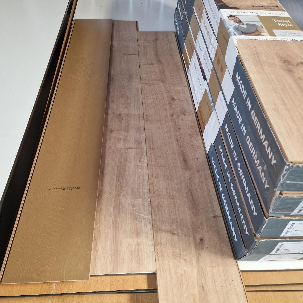 Restpartij 11 m2 laminaat Krono New England Oak V48837., Ophalen, Nieuw, 10 tot 25 m², Laminaat