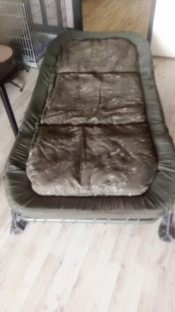 Nash opvouwbaar veld bed, Ophalen, Zo goed als nieuw, Kleding