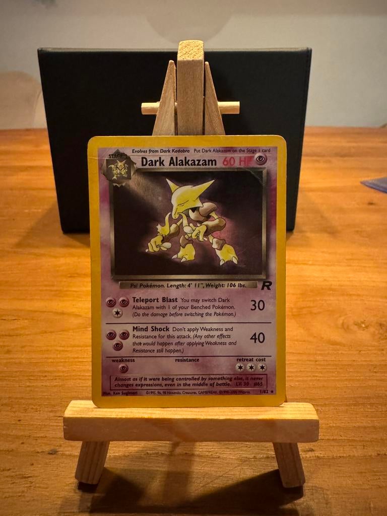 Dark Alakazam #1 team rocket, Ophalen of Verzenden, Zo goed als nieuw