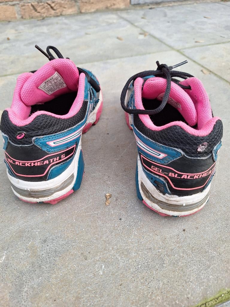 Hockey of korfbalschoenen Asics maat 37, Sport en Fitness, Ophalen of Verzenden, Gebruikt, Schoenen