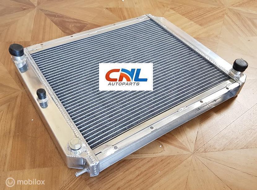 Radiateur Volvo 240/242/244/245/264/265/740/745/760/780/940/, Nieuw, Ophalen of Verzenden