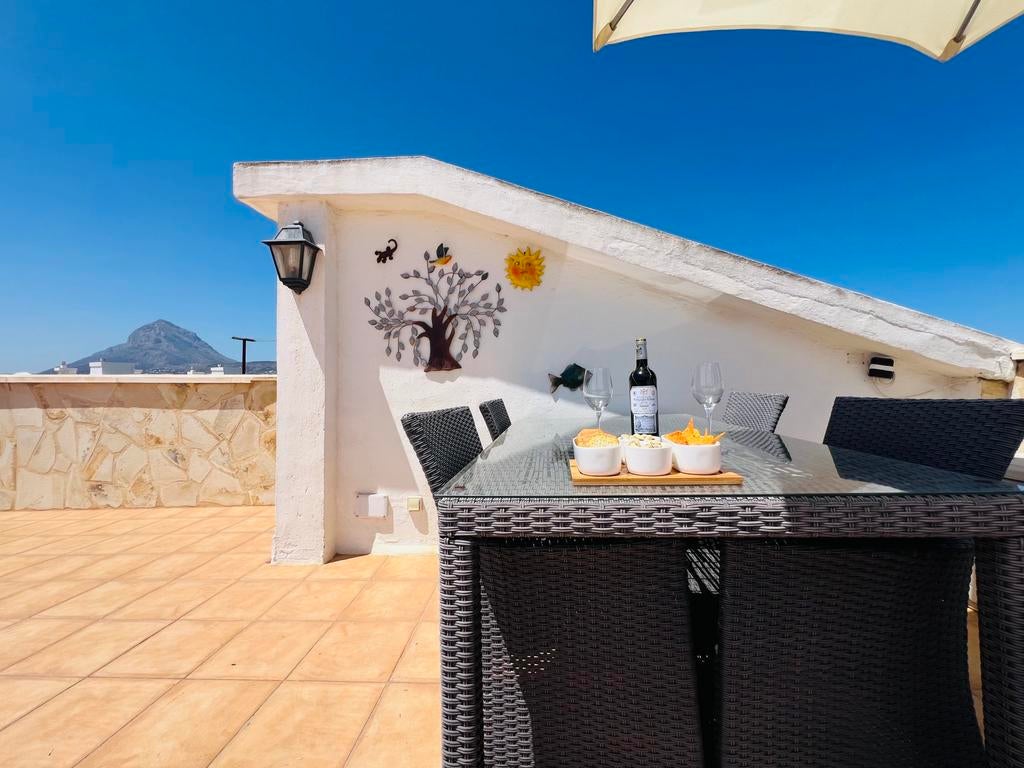 Appartement Javea Spanje met 2 balkons, dakterras bij strand, Ophalen