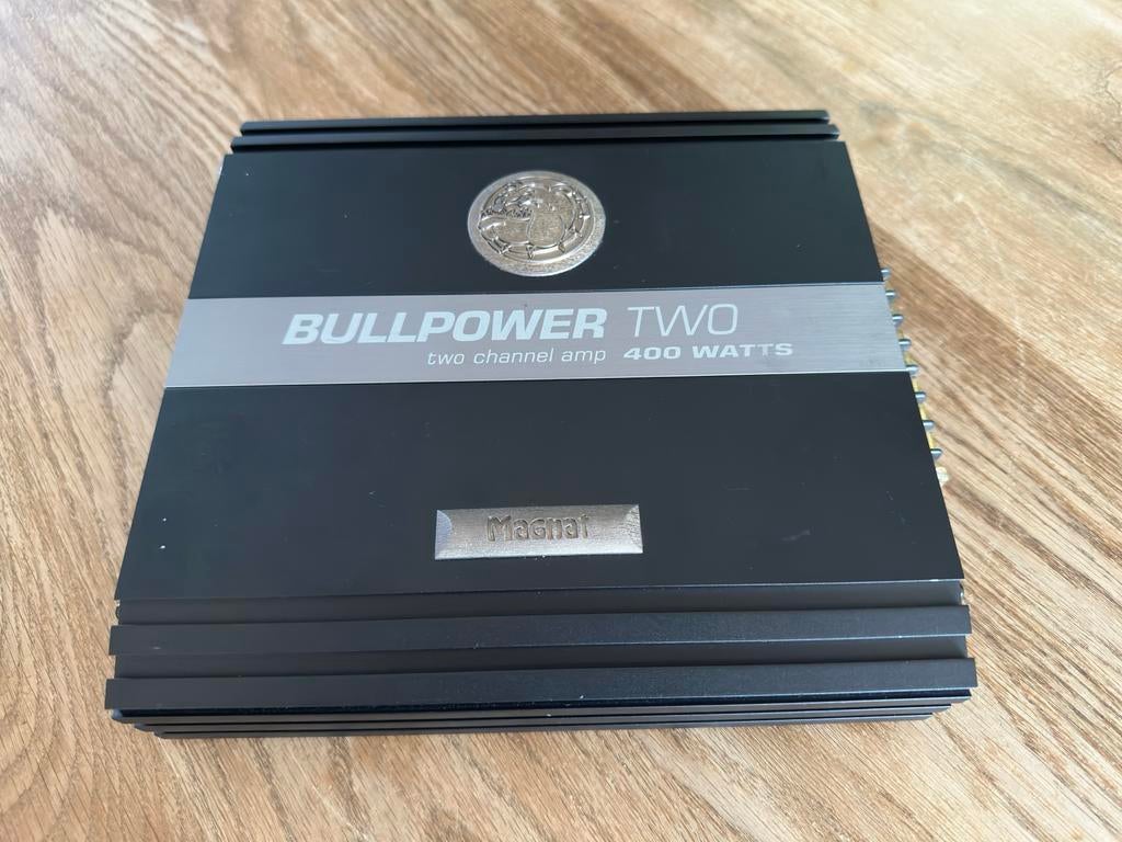 Magnat Bullpower Two 400 Watt 2-kanaals versterker, Auto diversen, Ophalen of Verzenden, Gebruikt