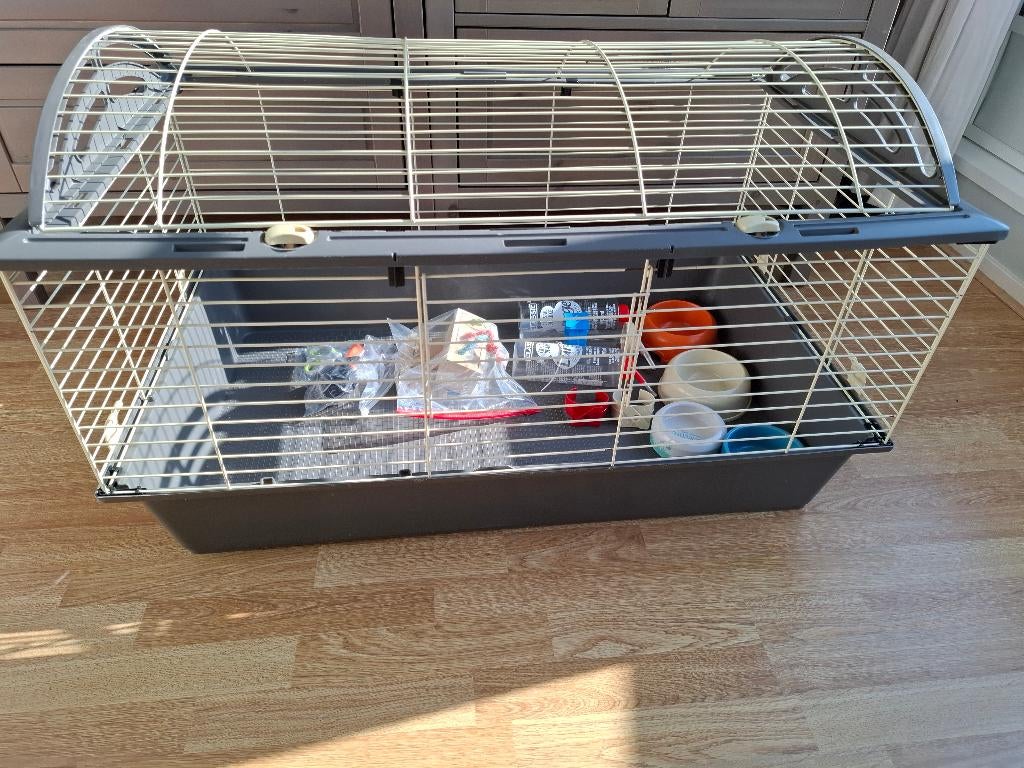 Konijnenhok/Caviahok van Ferplast Casita 100, Dieren en Toebehoren, Knaagdieren en Konijnen | Hokken en Kooien, Kooi, Gebruikt