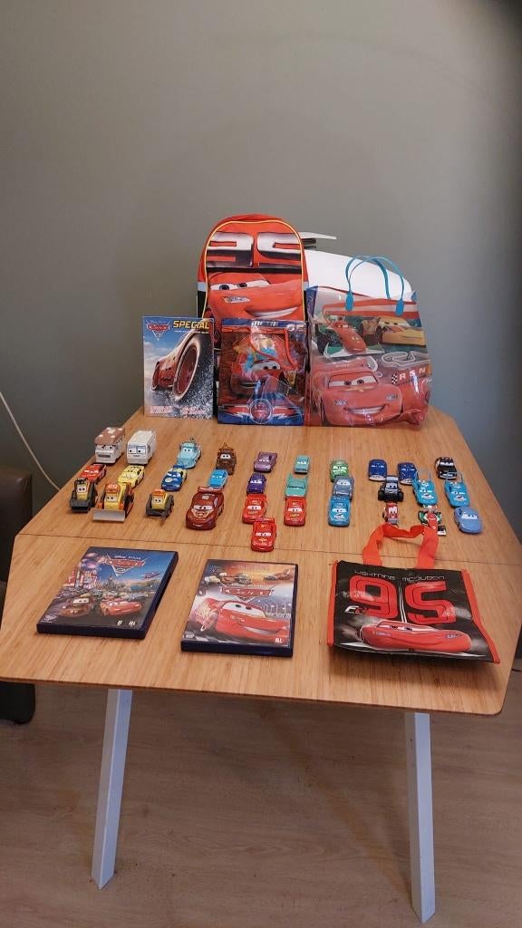 Cars van disney, Ophalen of Verzenden, Overige figuren, Gebruikt, Overige typen