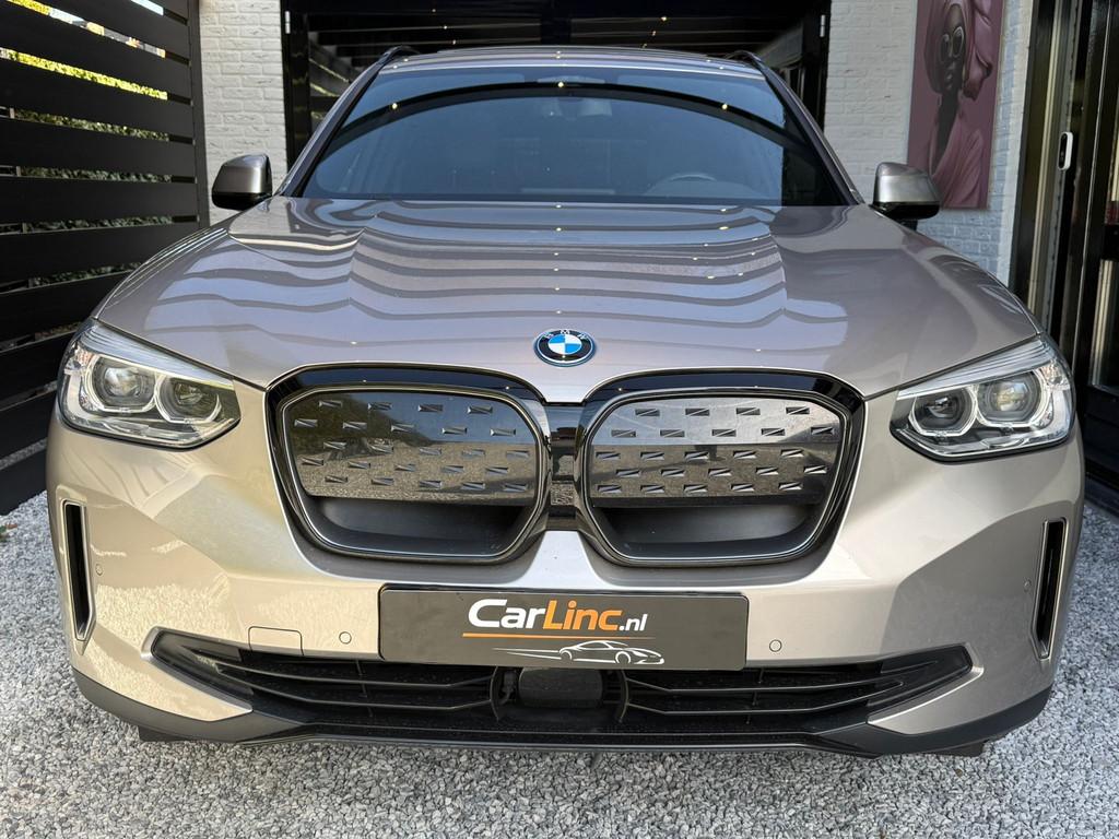 BMW IX3 Executive 80 kWh|PANO|DEALER ONDERHOUDEN|, Auto's, BMW, Achterwielaandrijving, Gebruikt, Adaptive Cruise Control, 1333 min