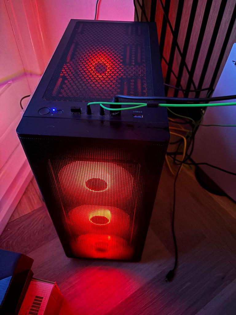 Gaming pc, 1 speler, Ophalen, Zo goed als nieuw, Overige genres
