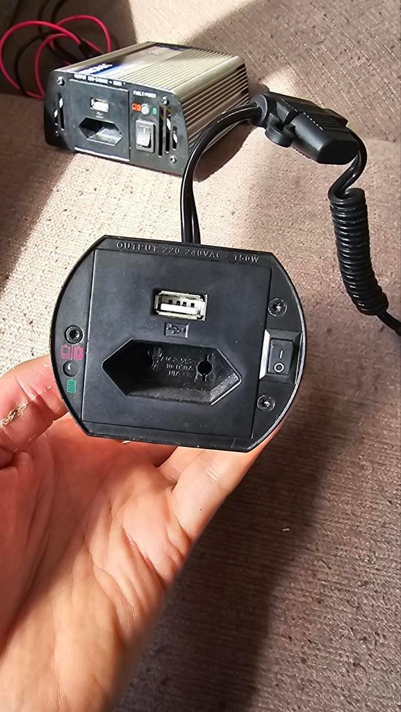 Tronic omvormer 12V DC naar 230V AC, Ophalen of Verzenden