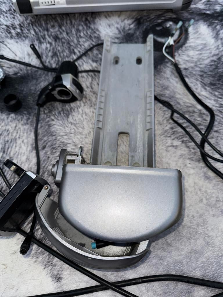 Sparta F8e F5e bagagedrager, voorwiel motor , onderdelen, Fietsen en Brommers, Fietsaccessoires | Bagagedragers, Ophalen of Verzenden