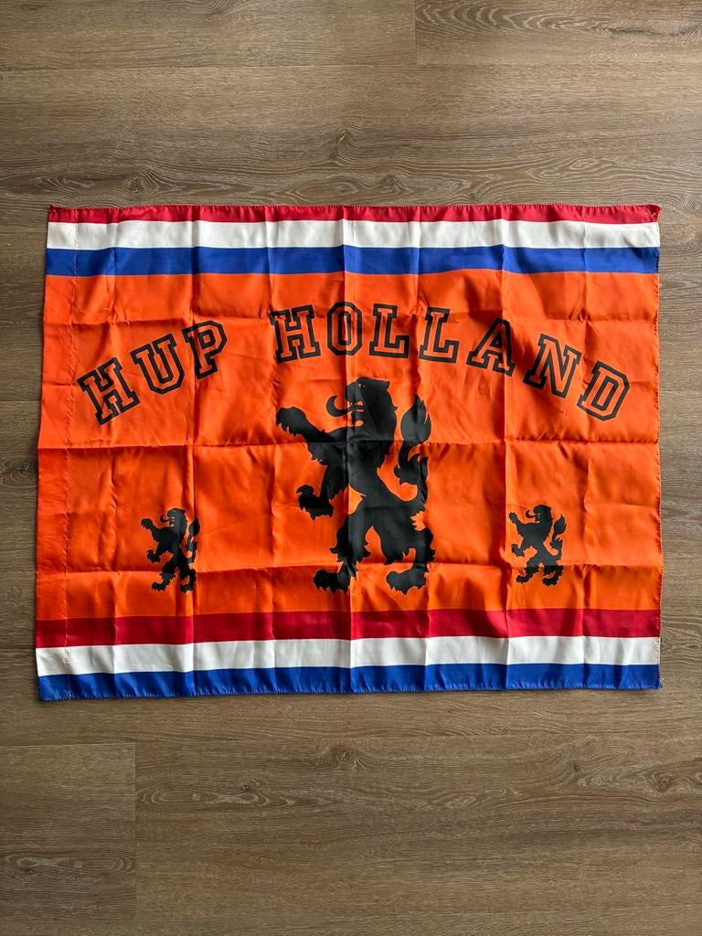 Hup Holland oranje vlag 73x90 cm, Diversen, Vlaggen en Wimpels, Ophalen of Verzenden, Nieuw