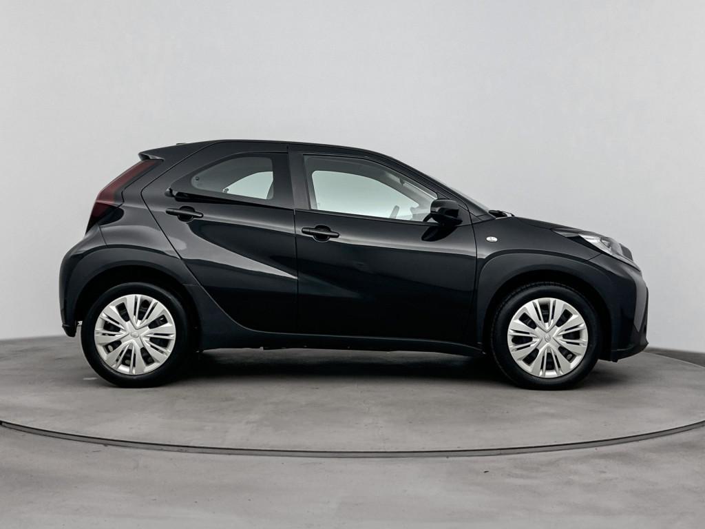 Toyota Aygo X 1.0 VVT-i MT Play (bj 2025), 12 maanden, Stof, Zwart, 920 kg