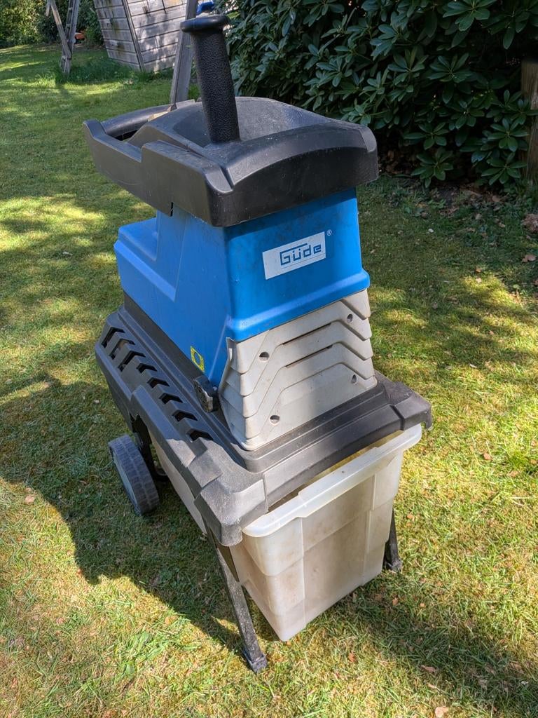 Stille hakselaar Güde GH 2800 Silent - Takkenversnipperaar, Ophalen, Gebruikt, Güde, Met opvangbak