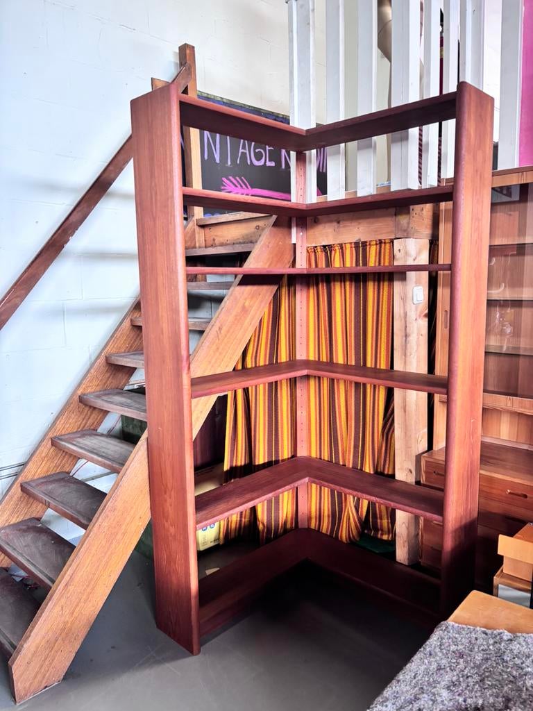 Vintage teak hoekkast boekenkast, Ophalen, Gebruikt, C, C