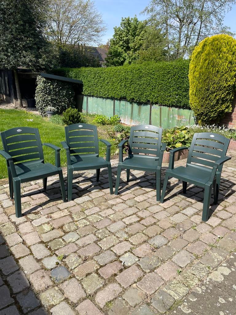 4 groene Hartman kunststof stapelbare tuinstoelen, Tuin en Terras, Tuinstoelen, Gebruikt, Kunststof, Stapelbaar, Ophalen