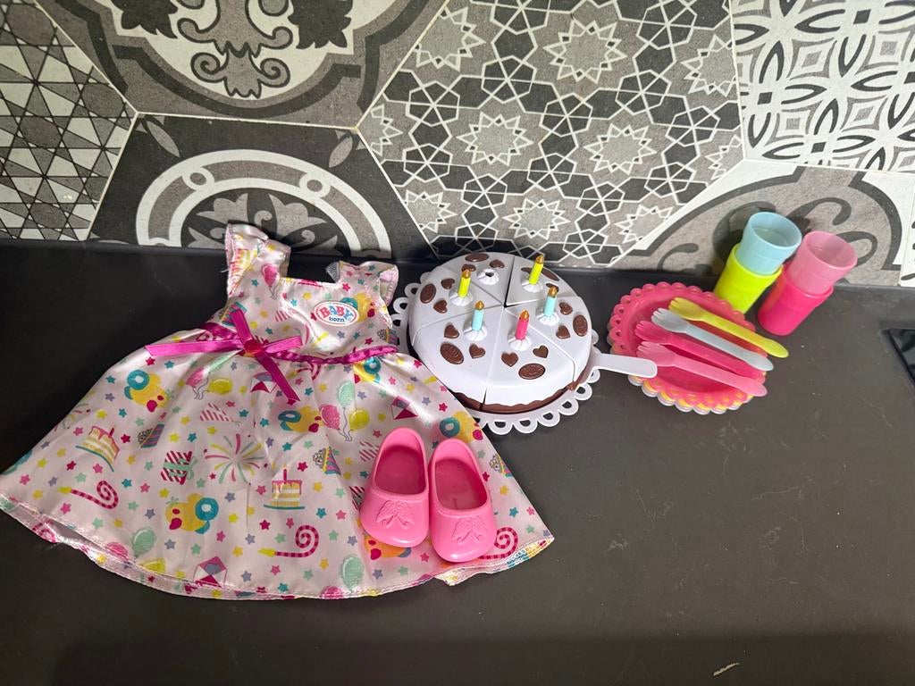 BABY born Deluxe Happy Birthday Set 43cm, Ophalen of Verzenden, Zo goed als nieuw, Babypop