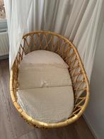 Rotan wiegje met matras en hemeltje, Kinderen en Baby's, Ophalen, Nieuw, Wieg
