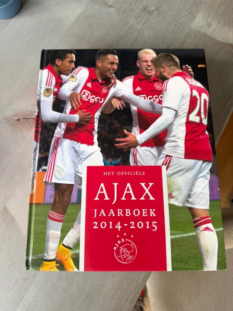 Ajax jaarboek 2014/2015, Ophalen of Verzenden, Zo goed als nieuw, Ajax