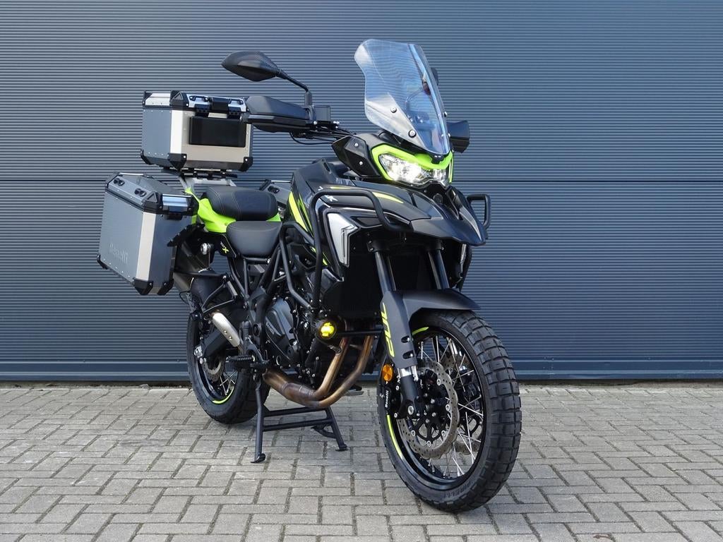 BENELLI TRK 702 X 2025 ZGAN weinig KM orig NL TRK702X koffer, 2 cilinders, Motorrijbewijs A, Bedrijf, Onbekend