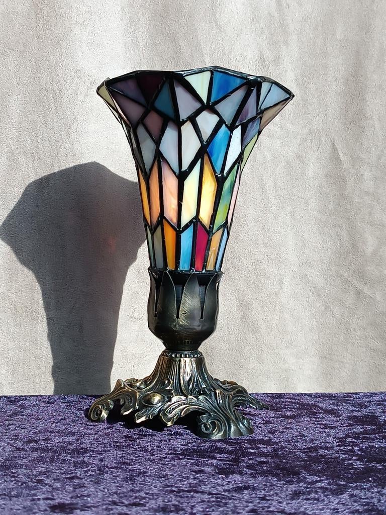 Art-Nouveau Stijl Tiffany Lamp Gesigneerd, Antiek en Kunst, Antiek | Lampen, Ophalen of Verzenden
