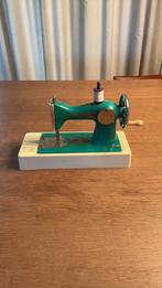 Vintage kindernaaimachientje, Ophalen of Verzenden