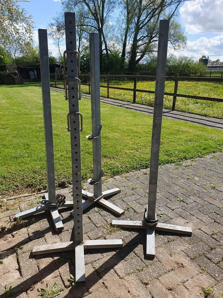 Staanders, Dieren en Toebehoren, Ophalen, Gebruikt, Springen