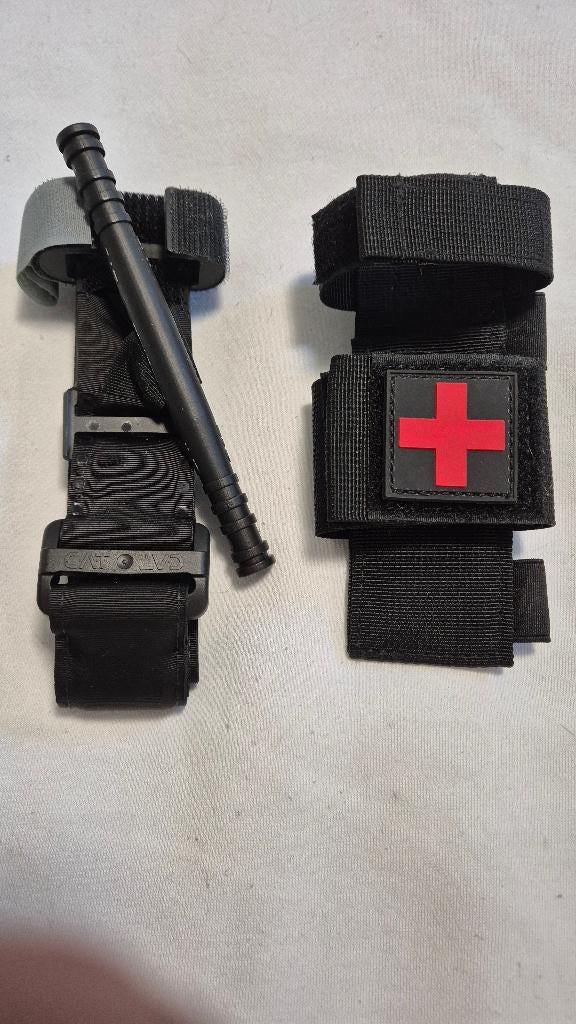 Tourniquette met holster, Ophalen of Verzenden, Zo goed als nieuw