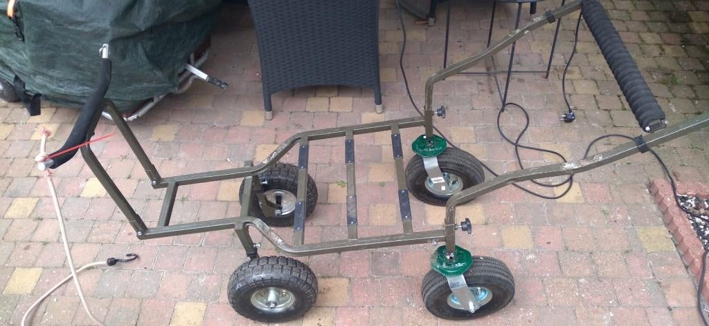 VISKAR BARROW TRANSPORTKAR LUCHTBANDEN EN ZWENKWIELEN, Watersport en Boten, Hengelsport | Karpervissen, Gebruikt, Overige typen