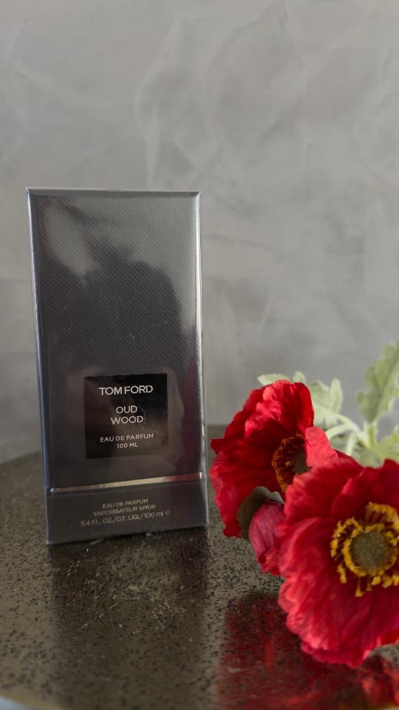 Tom Ford Oud Wood 100 ml, Sieraden, Tassen en Uiterlijk, Uiterlijk | Parfum, Ophalen of Verzenden, Nieuw